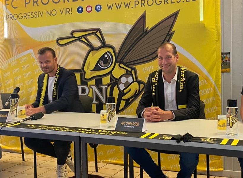 Präsident Thomas Gilgemann (l.) wollte Jeff Strasser schon vor einigen Jahren nach Niederkorn lotsen
