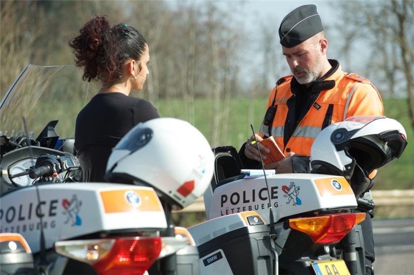 Prävention alleine reicht nicht: Die Polizei muss Fahrer weiterhin gebührenpflichtig verwarnen
