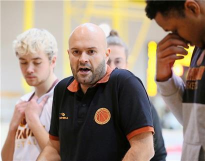 Predrag Lukic hatte den Posten des Head-Coaches bei der US Heffingen erst Ende Oktober übernommen
