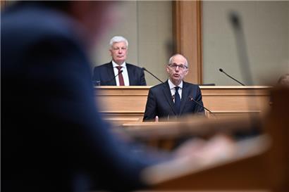 Premierminister Luc Frieden bei seiner Rede zur Lage der Nation am Dienstag im Parlament

