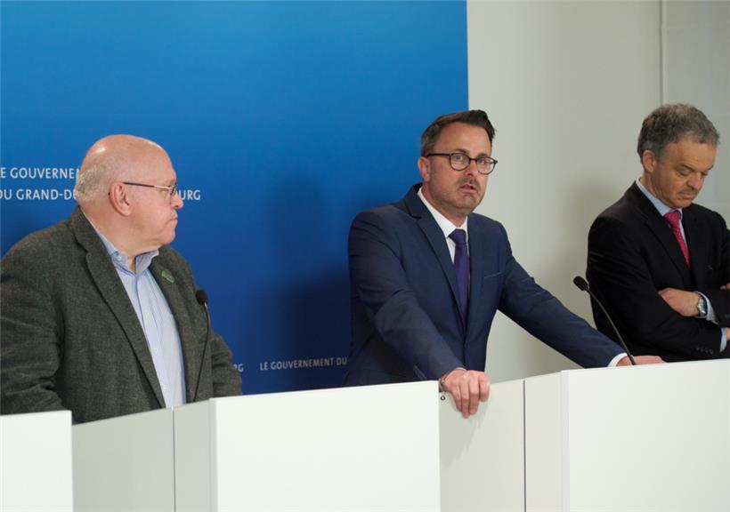 Premierminister Xavier Bettel (Mitte) hat am Donnerstagnachmittag die Unterzeichnung des Abkommens verkündet
