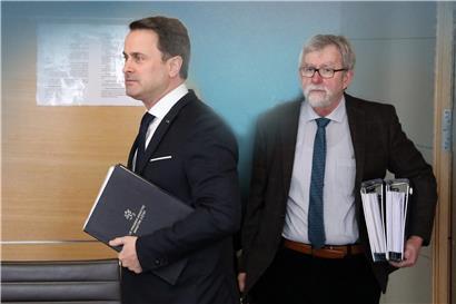 Premierminister Xavier Bettel und Berichterstatter Jeannot Waringo
