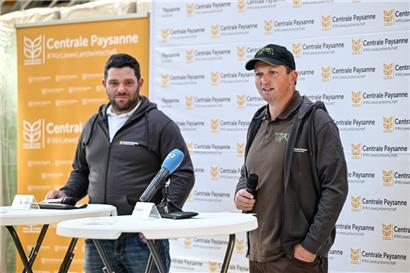 Pressekonferenz der Bauernzentrale: links Christian Wester, Präsident der Organisation, rechts Gastgeber Romain Weirich
