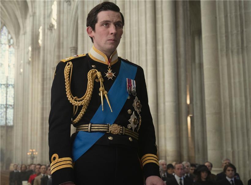 Prince Charles versteht sich als Außenseiter innerhalb der königlichen Familie, das Verhältnis zu seinen Eltern ist distanziert
