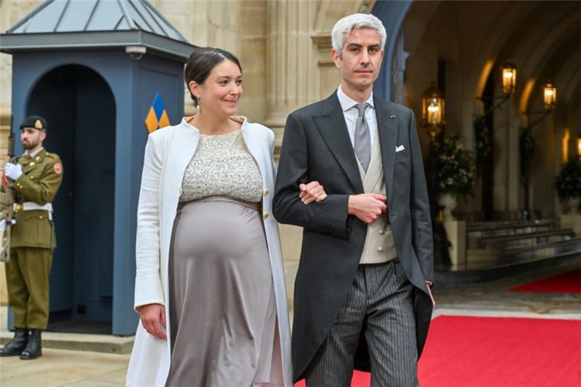 Prinzessin Alexandra und ihr Ehemann Nicolas Bagory auf dem Weg in die Chamber