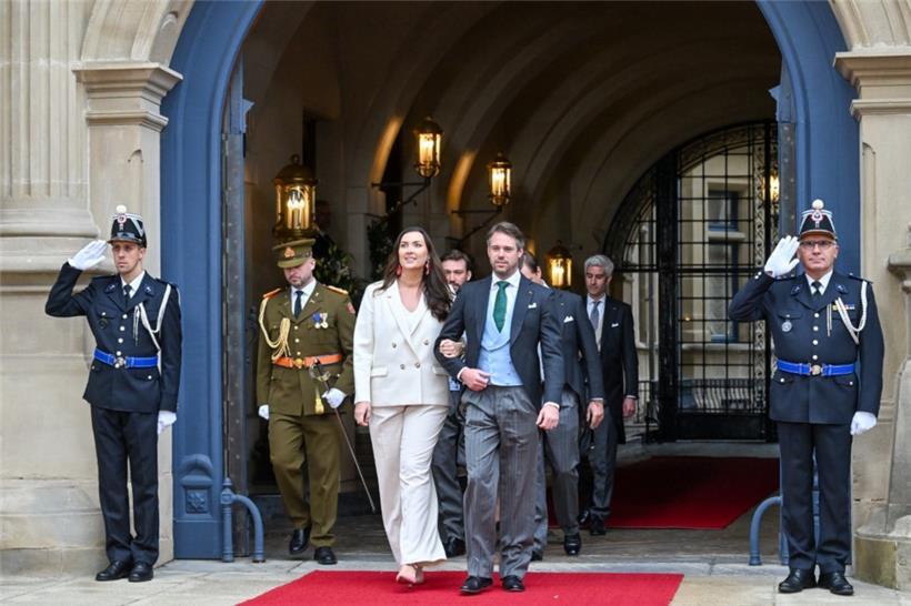 Prinzessin Claire und Prinz Felix auf dem Weg in die Chamber