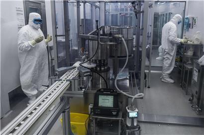 Produktionslinie für den Impfstoff CoronaVac der chinesischen Firma Sinovac Biotech in São Paulo, Brasilien
