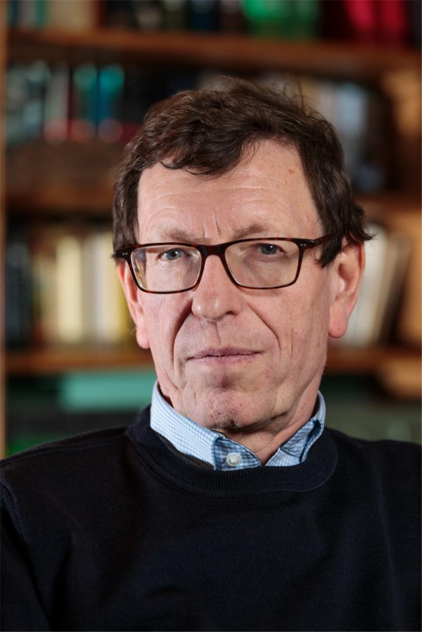Prof. Claude P. Muller (CPM) ist Mediziner und Chemiker beim „Luxembourg Insitute Of Health“ (LIH), wo er sich mit der Überwachung und dem Management von Virusausbrüchen auf globaler Ebene beschäftigt 

