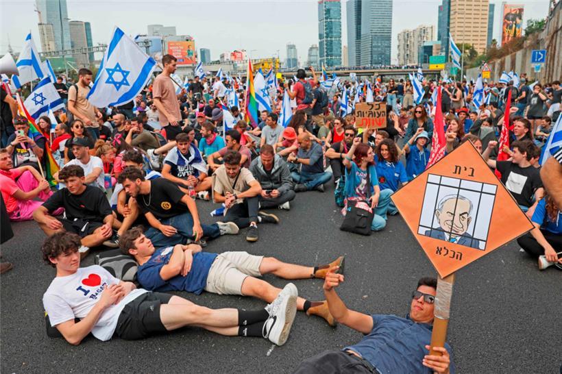 Protest am Donnerstag in Tel Aviv gegen die Justizreform

