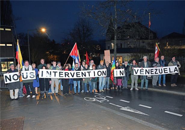 Protest vom 19. Dezember vor der US-Botschaft in Luxemburg
