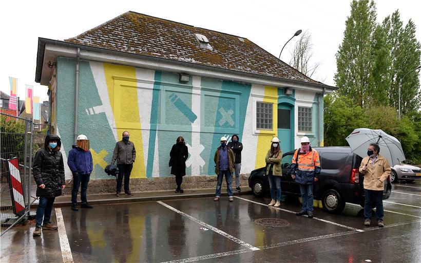 Protestaktion in Corona-Zeiten: Die Abrissarbeiten an den „Keeseminnen“ müssen sofort gestoppt werden, forderten die Protestteilnehmer am Donnerstag in der „Hiehl“
