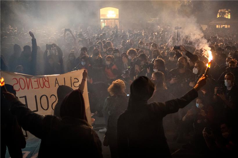 Proteste in Barcelona gegen Corona-bedingte Einschränkungen
