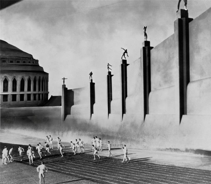 Protofaschistische Ästhetik in „Metropolis“
