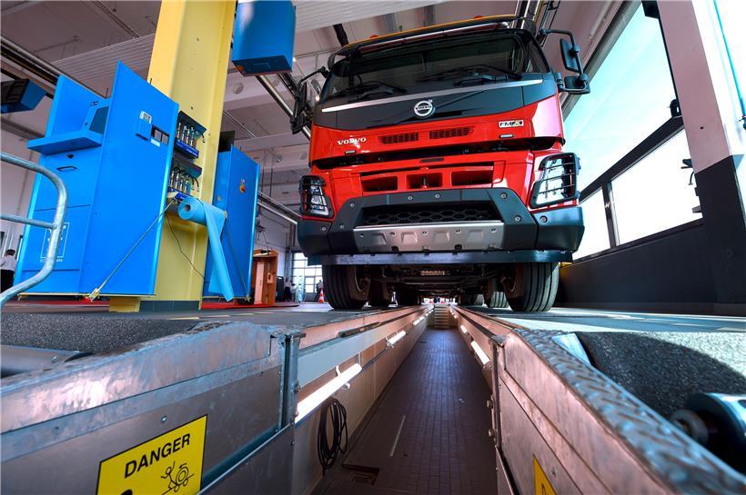 Prüfstand für Lastkraftwagen in Livingen
