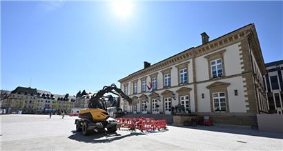 Pünktlich zu den Gemeindewahlen sind die Umbauarbeiten am hauptstädtischen „Knuedler“ mittlerweile abgeschlossen. Zweifelhaft ist, ob auch im Rathaus Veränderungen anstehen.
