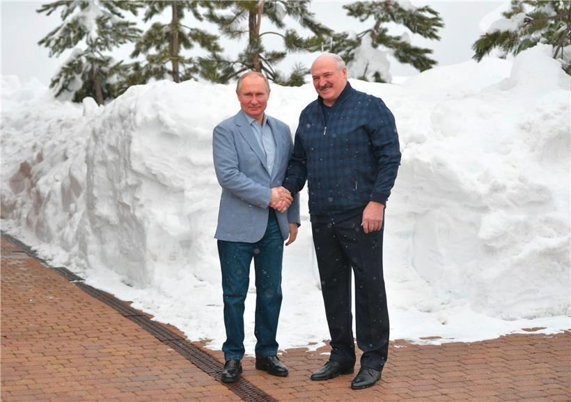 Putin und Lukaschenko im Februar in Sotschi: Der Schnee dürfte beim dritten Treffen 2021 geschmolzen sein, die Beziehung zum Westen aber ist umso frostiger geworden
