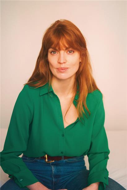 Quand on quitte sa famille: l’autrice Blandine Rinkel décrit cette décision dans „La faille“
