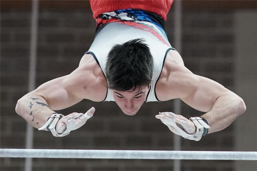 Quentin Brandenburger bestritt am Sonntag beim Christmas Gym Cup seinen ersten Wettkampf bei den Seniors
