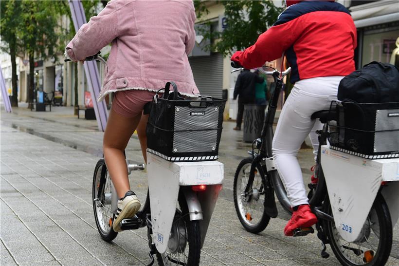 Radfahrer in der Alzettestraße. Damit soll in Bälde Schluss sein.
