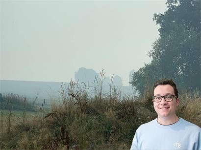 Rauchschwaden am Sonntag über Huldingen