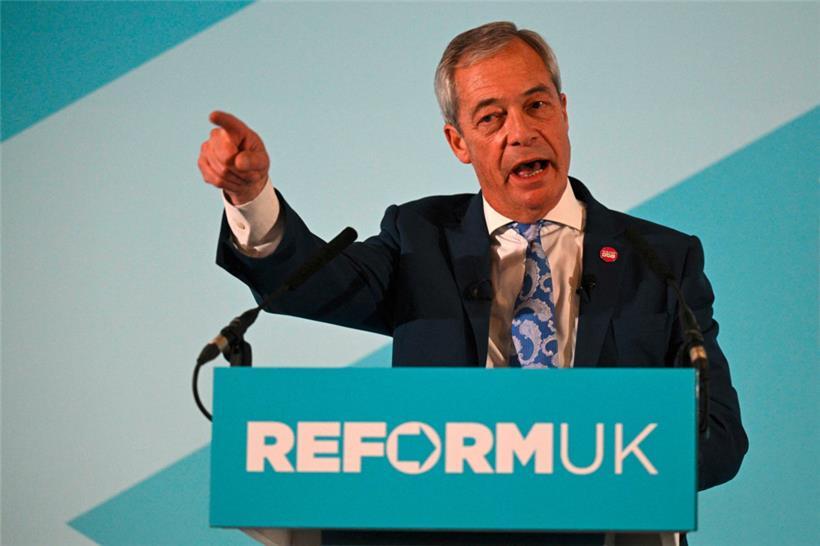 Reform-UK-Chef Nigel Farage führt mit seiner Partei die Umfragen an
