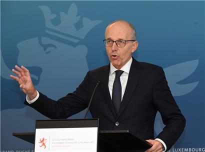 Regierungs-„Leader“ Luc Frieden (CSV) will auch Luxemburg (wieder) zu einem „Leader“ in der Wirtschaft machen
