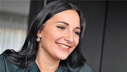 Rein rechnerisch könnte mit Mandy Arendt (Piraten) zum ersten Mal eine Bürgermeisterin an der Spitze der Gemeinde stehen
