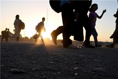 Reise in die Ungewissheit: Für viele Flüchtlinge endet die Flucht wieder da, wo sie anfing, wie für diese Afghanen an der Grenze zum Iran
