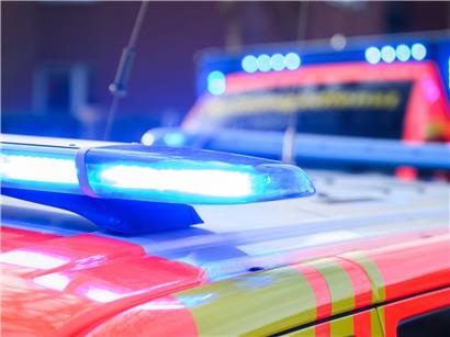 Rettungskräfte aus der Region im Einsatz, schnelle Ankunft, jedoch erfolglose Rettungsmaßnahmen vor Ort