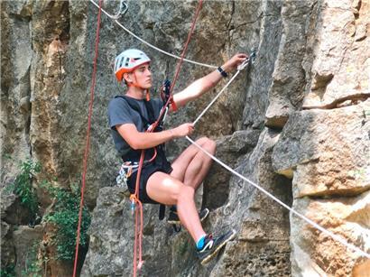 Richtig absichern ist das A und O beim Klettern

