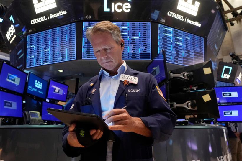 Robert Charmak, Händler an der New Yorker Börse, bei der Arbeit
