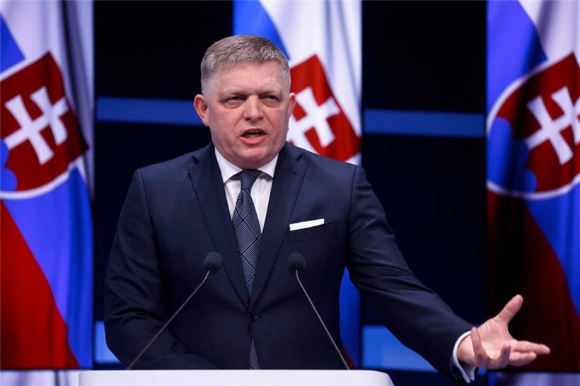 Robert Fico inspiriert sich gerne an Ungarns Victor Orban
