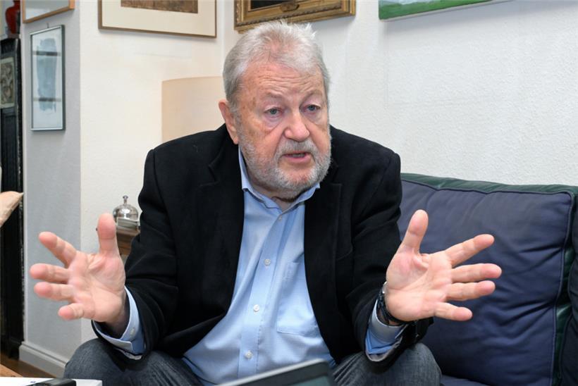 Robert Goebbels ist überzeugt: Artikel 3.2 aus dem EU-Grundvertrag sagt ausdrücklich, dass der freie Personenverkehr ein Grundpfeiler der EU-Politik ist
