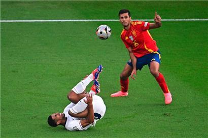 Rodri und Jude Bellingham klagen nach der Europameisterschaft über eine zu hohe Belastung
