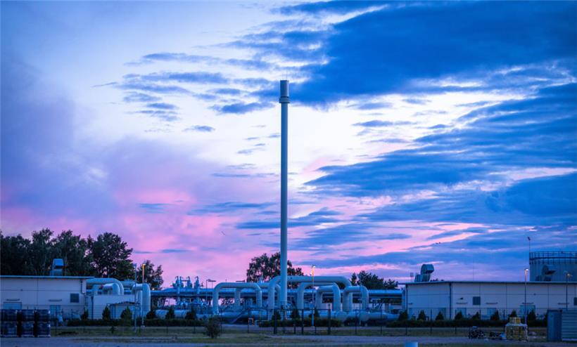 Rohrsysteme und Absperrvorrichtungen in der Gasempfangsstation der Ostseepipeline Nord Stream 1 und der Übernahmestation der Ferngasleitung OPAL (Ostsee-Pipeline-Anbindungsleitung) in Lubmin, Mecklenburg-Vorpommern
