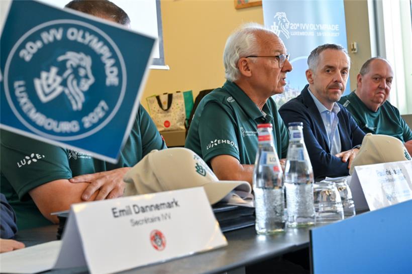 Romain Buschmann (Präsident des Organisationskomitees, l.) und Sportminister Georges Mischo bei der Pressekonferenz am Dienstag
