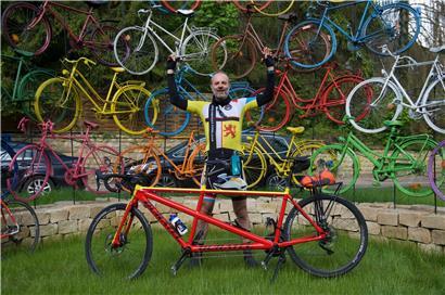 Romain Keiser strampelte am vergangenen Wochenende fast 450 km zugunsten der „Tandems de la vue“

