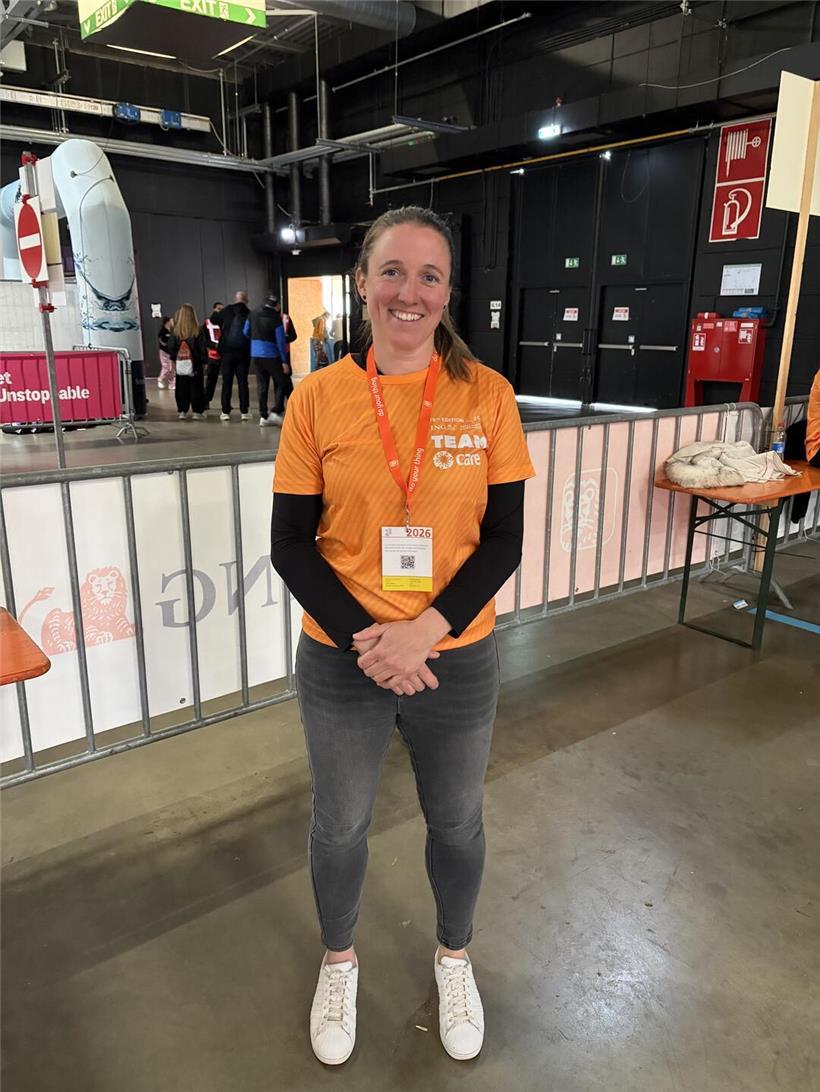 Wie die Schülerinnen der „Sainte-Anne“ für einen reibungslosen Ablauf beim Marathon sorgten Romy Bertemes spricht über das Engagement von Jugendlichen und widerlegt Vorurteile zur Jugendbeteiligung.