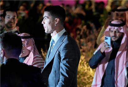 Ronaldo soll mit seiner Strahlkraft nun noch viel mehr Blicke auf die Liga des Landes ziehen
