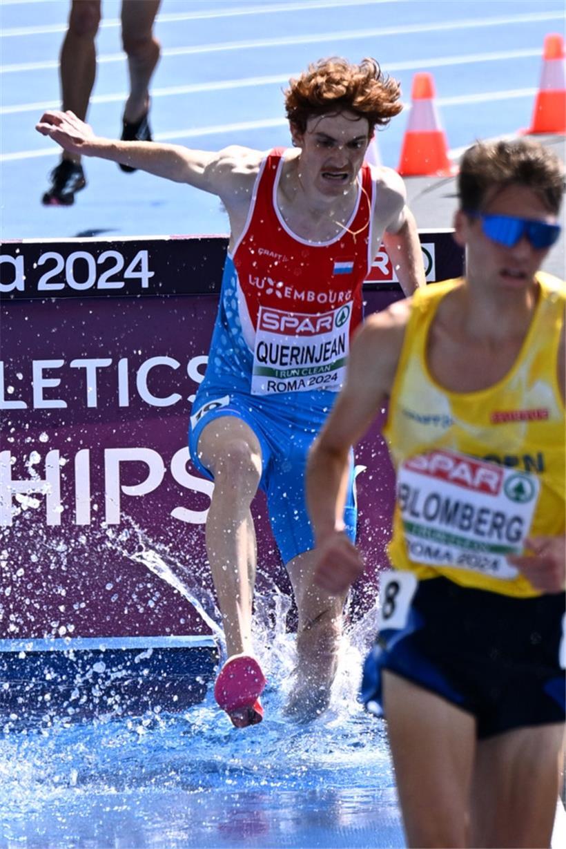 Ruben Querinjean kämpft mit den Herausforderungen des 3.000-Meter-Hindernislaufes
