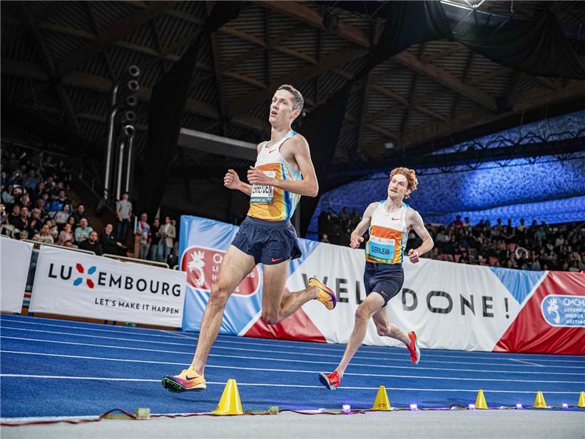 Ruben Querinjean und Team bereiten sich in Sportkleidung konzentriert auf Heim-EM vor