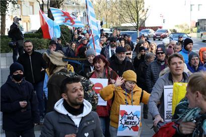 Rund 300 Menschen haben sich in Absprache mit der Polizei durch Luxemburg-Stadt bewegt
