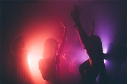 Rund 300 Menschen sollen an der illegalen Party teilgenommen haben
