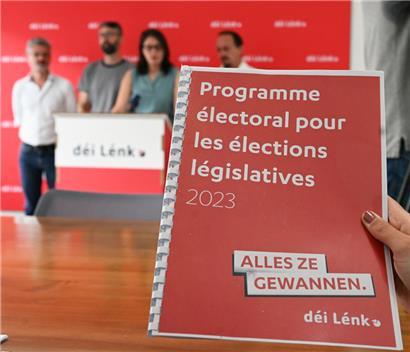 Rund 70 Seiten ist es lang, darin enthalten sind 20 große Themen und 565 einzelne Forderungen: das Wahlprogramm von den Linken für die Nationalwahlen
