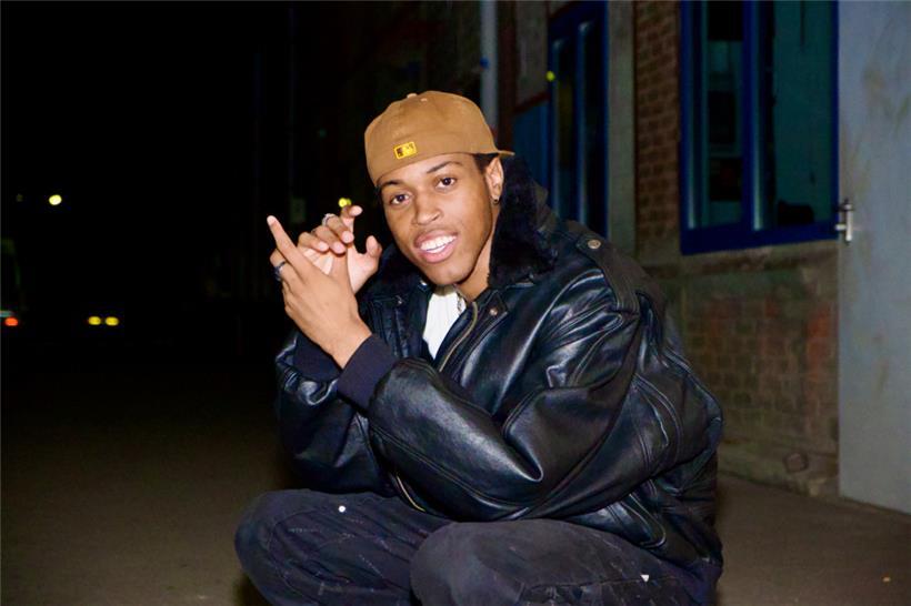 Ryan Cibango hat am renommierten Schauspielzentrum Köln studiert. „In Luxemburg hatte ich oft das Gefühl, nicht ganz ich selbst sein zu können“, sagt er. „Köln hat mir geholfen, offener zu werden.“
