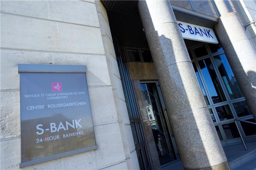 S-Bank und S-Net statt des persönlichen Kontakts mit den Bankangestellten: auch Folgen der Privatisierung    
