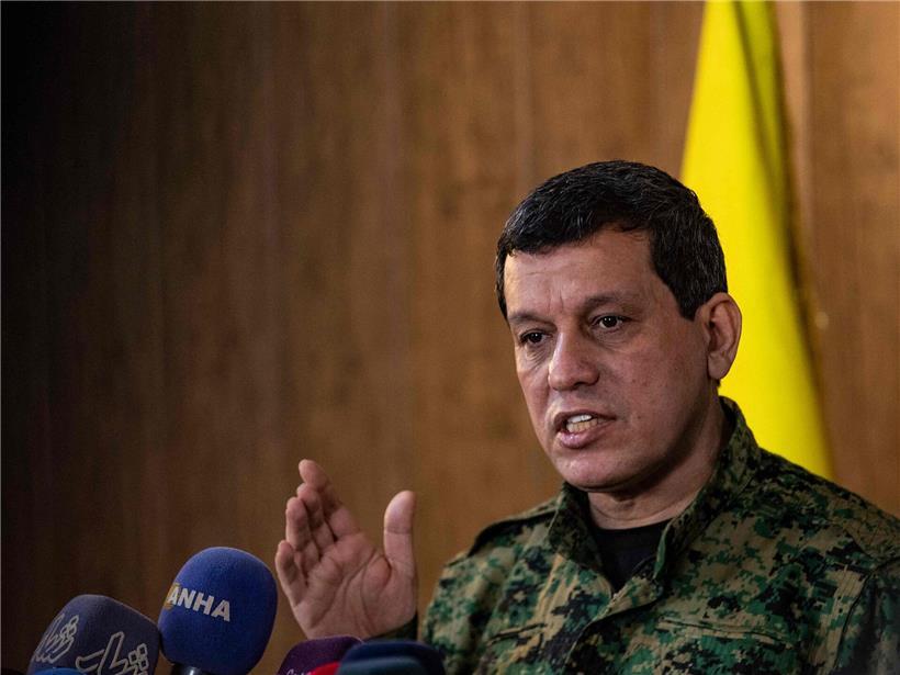 SDF-Chef Maslum Abdi unterzeichnet Waffenruhe-Abkommen mit Regierung für Friedensverhandlungen in Syrien