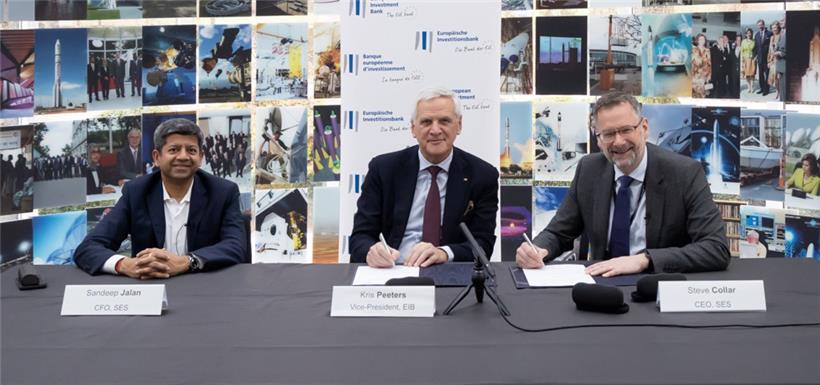 SES-Finanzchef Sandeep Jalan, EIB-Vizepräsident Kris Peeters und SES-Geschäftsführer Steve Collar (v.l.n.r.)
