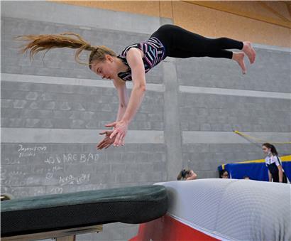 Salto, Flickflack, Drehungen: Im TeamGym geht es hoch hinaus
