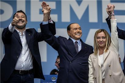Salvini, Berlusconi und Meloni beim Wahlkampf: Der Rechtsblock hat die Wahl gewonnen
